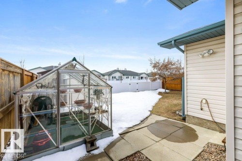 7605 165A Avenue, Edmonton, AB - Outdoor With Exterior