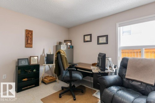 7605 165A Avenue, Edmonton, AB - Indoor Photo Showing Office