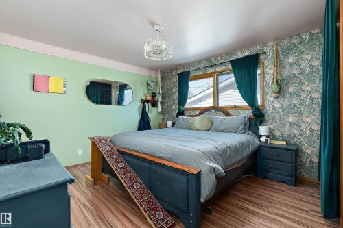 4710 54 Avenue, Wetaskiwin, AB - Indoor Photo Showing Bedroom