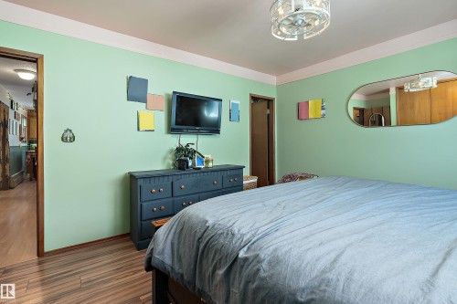 4710 54 Avenue, Wetaskiwin, AB - Indoor Photo Showing Bedroom