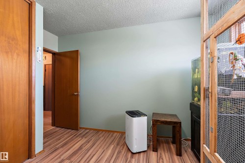 4710 54 Avenue, Wetaskiwin, AB - Indoor Photo Showing Other Room