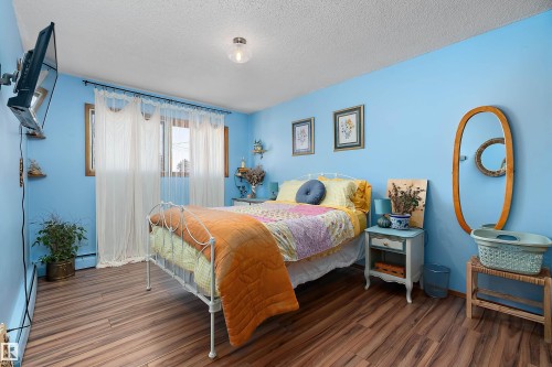 4710 54 Avenue, Wetaskiwin, AB - Indoor Photo Showing Bedroom