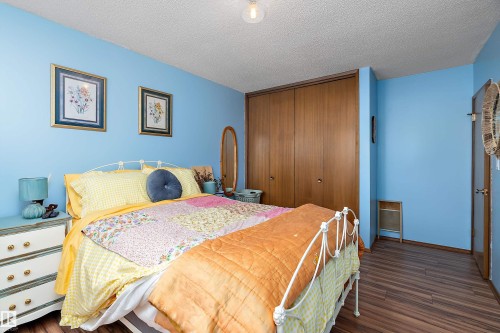 4710 54 Avenue, Wetaskiwin, AB - Indoor Photo Showing Bedroom