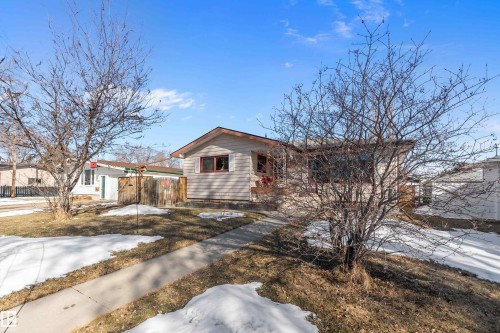 4710 54 Avenue, Wetaskiwin, AB - Outdoor