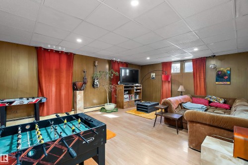 4710 54 Avenue, Wetaskiwin, AB - Indoor Photo Showing Basement