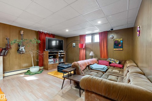 4710 54 Avenue, Wetaskiwin, AB - Indoor Photo Showing Basement