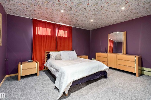 4710 54 Avenue, Wetaskiwin, AB - Indoor Photo Showing Bedroom