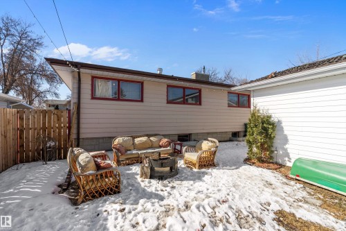 4710 54 Avenue, Wetaskiwin, AB - Outdoor With Exterior