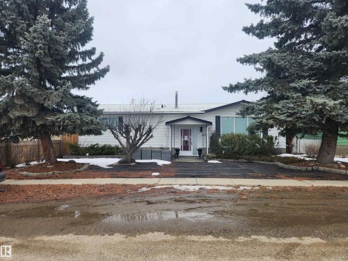 4636 46 Avenue, Evansburg, AB - Outdoor