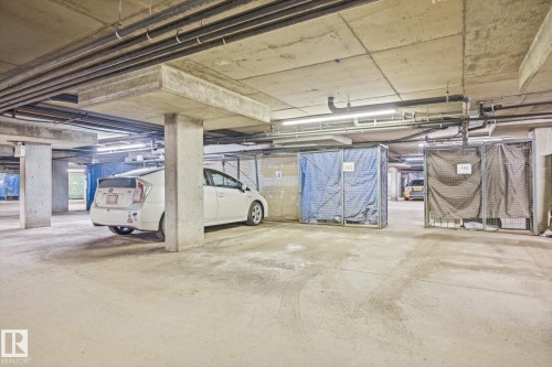 514 9507 101 Avenue, Edmonton, AB - Indoor Photo Showing Garage