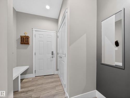 1047 Coopers Hawk Link Link, Edmonton, AB - Indoor Photo Showing Other Room