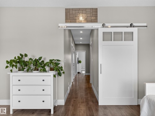 1047 Coopers Hawk Link Link, Edmonton, AB - Indoor