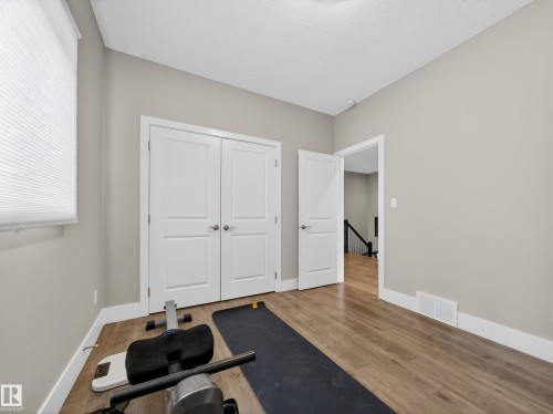 1047 Coopers Hawk Link Link, Edmonton, AB - Indoor Photo Showing Other Room