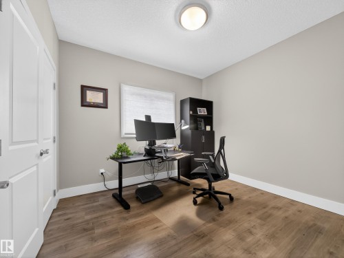 1047 Coopers Hawk Link Link, Edmonton, AB - Indoor Photo Showing Office