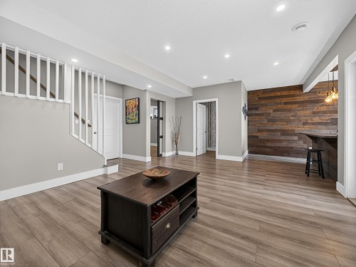 1047 Coopers Hawk Link Link, Edmonton, AB - Indoor Photo Showing Other Room