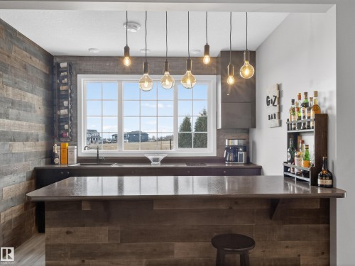 1047 Coopers Hawk Link Link, Edmonton, AB - Indoor Photo Showing Other Room