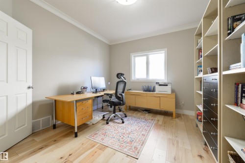 195 Darlington Crescent, Edmonton, AB - Indoor Photo Showing Office