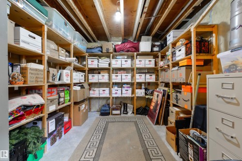 195 Darlington Crescent, Edmonton, AB - Indoor