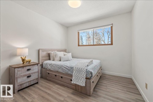 10013 106 Street, Fort Saskatchewan, AB - Indoor Photo Showing Bedroom