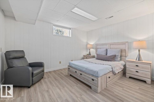 10013 106 Street, Fort Saskatchewan, AB - Indoor Photo Showing Bedroom