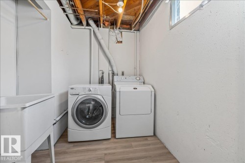 10013 106 Street, Fort Saskatchewan, AB - Indoor Photo Showing Laundry Room