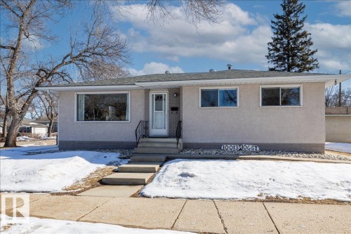 10013 106 Street, Fort Saskatchewan, AB - Outdoor