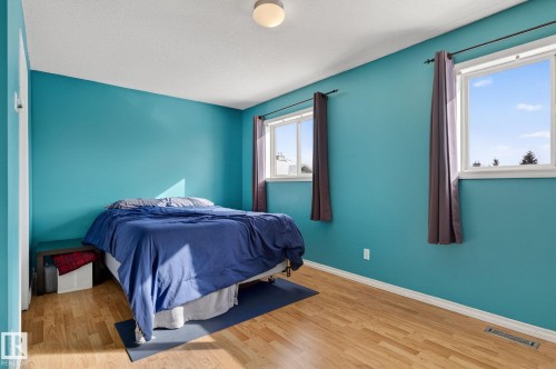 176 230 Edwards Drive, Edmonton, AB - Indoor Photo Showing Bedroom