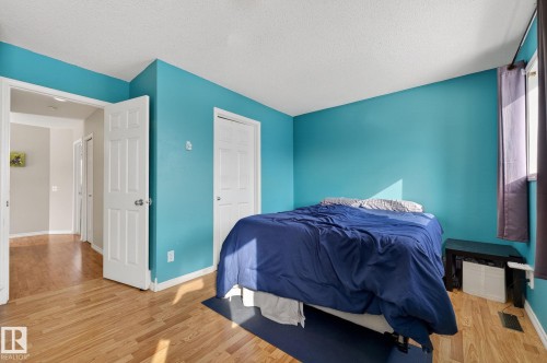 176 230 Edwards Drive, Edmonton, AB - Indoor Photo Showing Bedroom