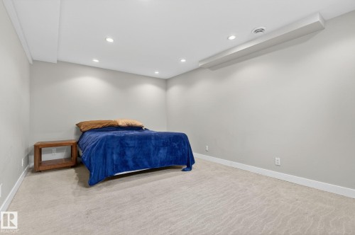 176 230 Edwards Drive, Edmonton, AB - Indoor Photo Showing Bedroom