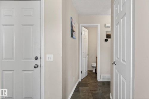 176 230 Edwards Drive, Edmonton, AB - Indoor Photo Showing Other Room