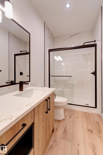 #11 6519 46 St, Wetaskiwin, AB - Indoor Photo Showing Bathroom