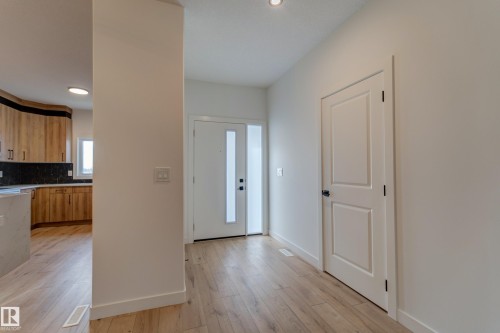 #11 6519 46 St, Wetaskiwin, AB - Indoor
