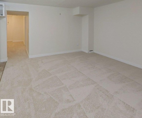 4507 35 Avenue, Edmonton, AB - Indoor Photo Showing Other Room
