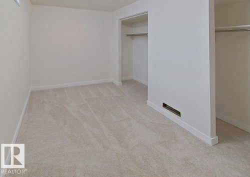 4507 35 Avenue, Edmonton, AB - Indoor Photo Showing Other Room