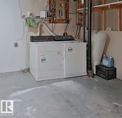 4507 35 Avenue, Edmonton, AB - Indoor