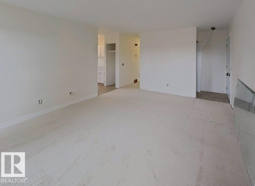 4507 35 Avenue, Edmonton, AB - Indoor Photo Showing Other Room