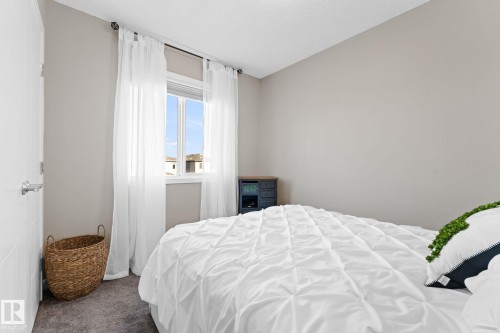 17159 49 Street, Edmonton, AB - Indoor Photo Showing Bedroom