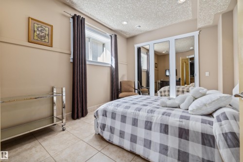 50 Kingsford Crescent, St. Albert, AB - Indoor Photo Showing Bedroom