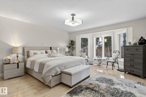 158 Wolf Ridge Place, Edmonton, AB - Indoor Photo Showing Bedroom