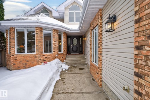 158 Wolf Ridge Place, Edmonton, AB - Outdoor With Facade