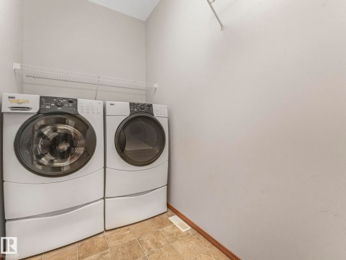 3436 32 Street, Edmonton, AB - Indoor Photo Showing Laundry Room