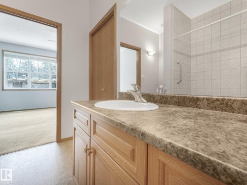 3436 32 Street, Edmonton, AB - Indoor Photo Showing Bathroom