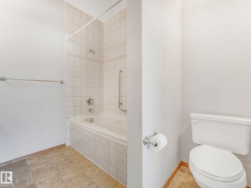 3436 32 Street, Edmonton, AB - Indoor Photo Showing Bathroom