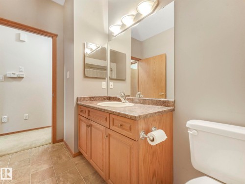 3436 32 Street, Edmonton, AB - Indoor Photo Showing Bathroom