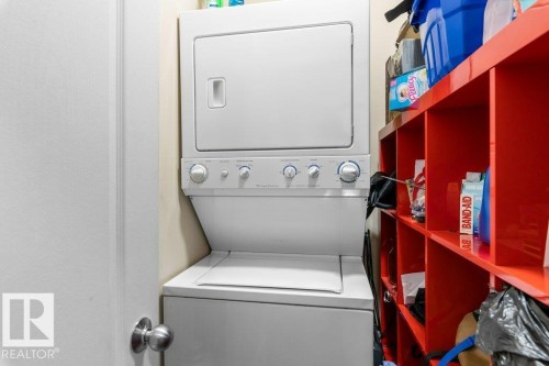 135 16807 100 Avenue, Edmonton, AB - Indoor Photo Showing Laundry Room