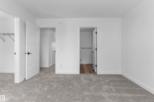 1050 Cristall Crescent Sw, Edmonton, AB 