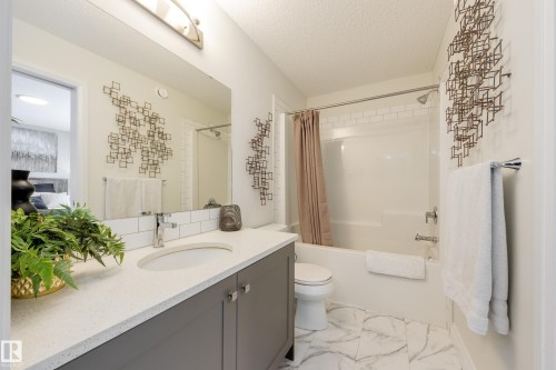 596 Stout Bend, Leduc, AB - Indoor Photo Showing Bathroom