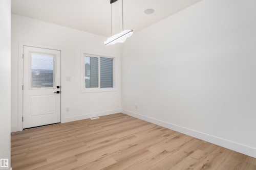 3109 Magpie Way, Edmonton, AB 