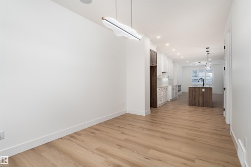 3109 Magpie Way, Edmonton, AB 