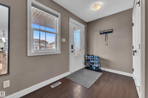 1035 Watt Promenade Promenade Sw, Edmonton, AB - Indoor Photo Showing Other Room